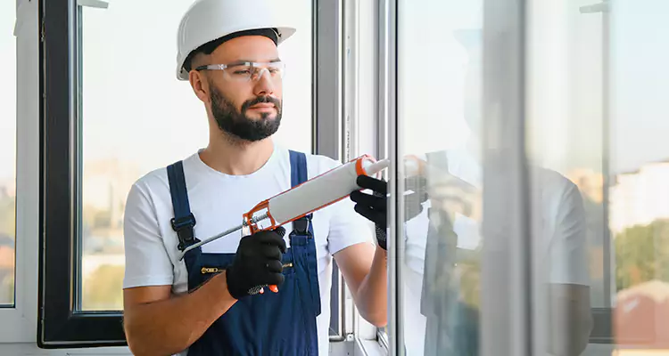 Retractable Screens Repair for Patio in Tamarac, FL