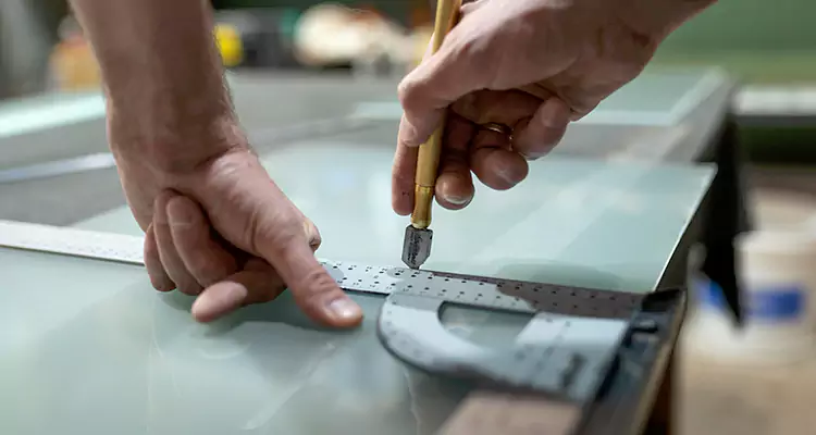 Glass Scratch Repair in Tamarac, FL