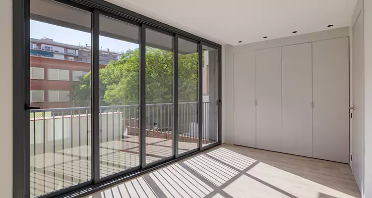 Balcony Sliding Glass Doors in Tamarac, FL