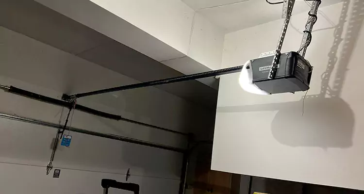 Linear Garage Door Opener Repair in Tamarac, FL