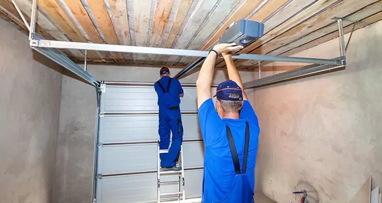 Garage Door Opener Technician in Tamarac, FL