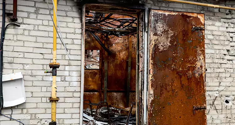 Metal Door Rust Repair in Tamarac, FL