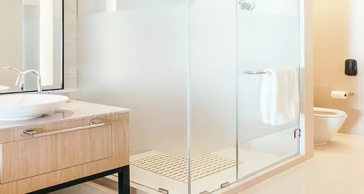 Expert Shower Door Fix and Repair in Tamarac, FL