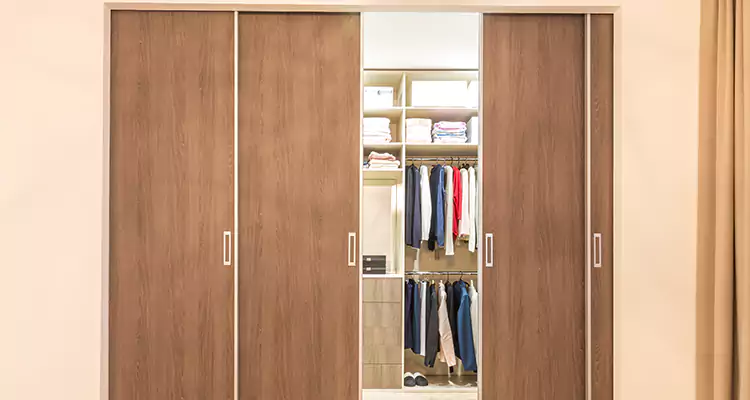 Sliding Closet Wardrobe Repairs in Tamarac, FL